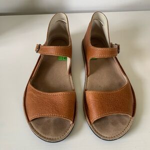 Softstar solstice sandals
